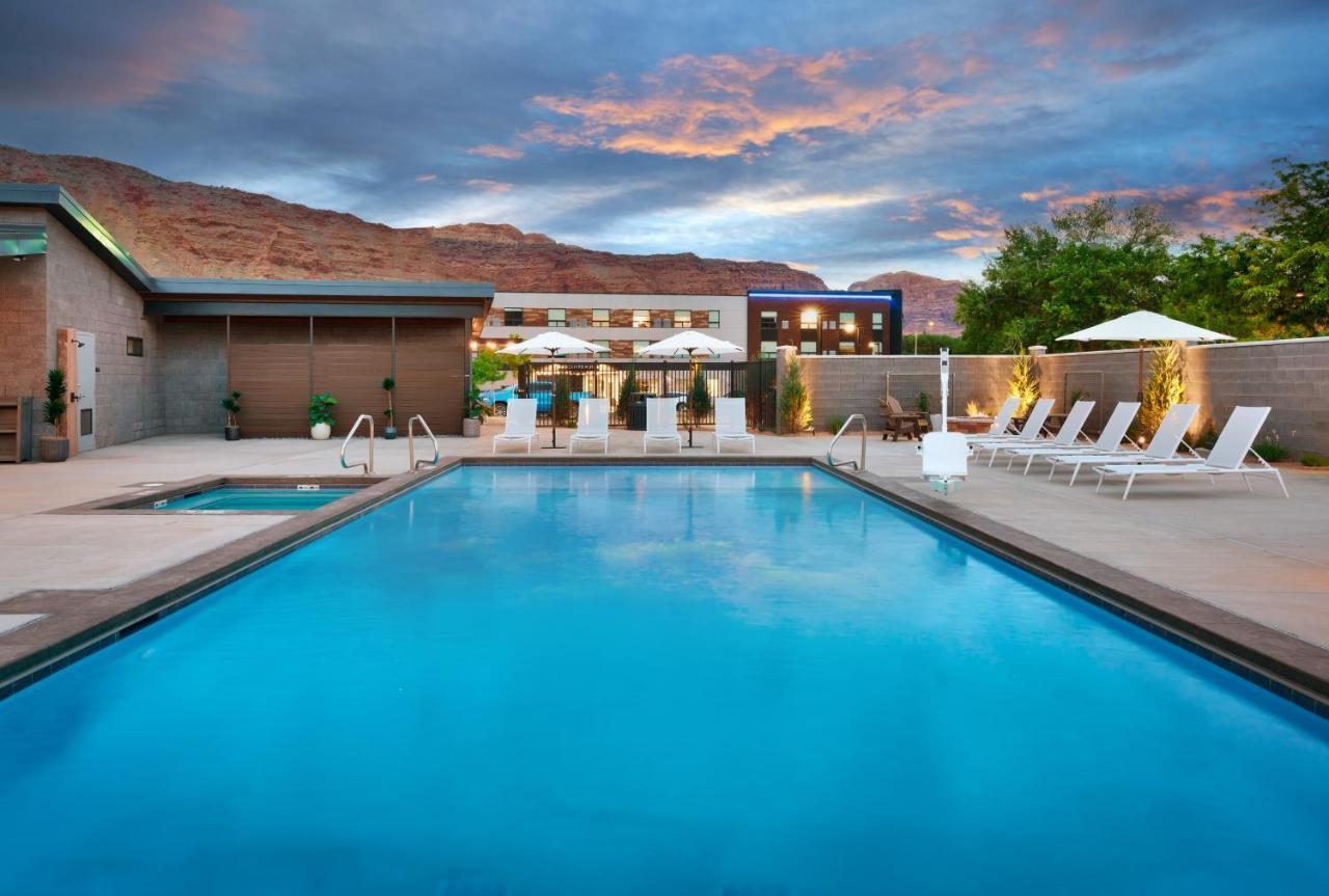 Gravity Haus Moab Hotel Luaran gambar